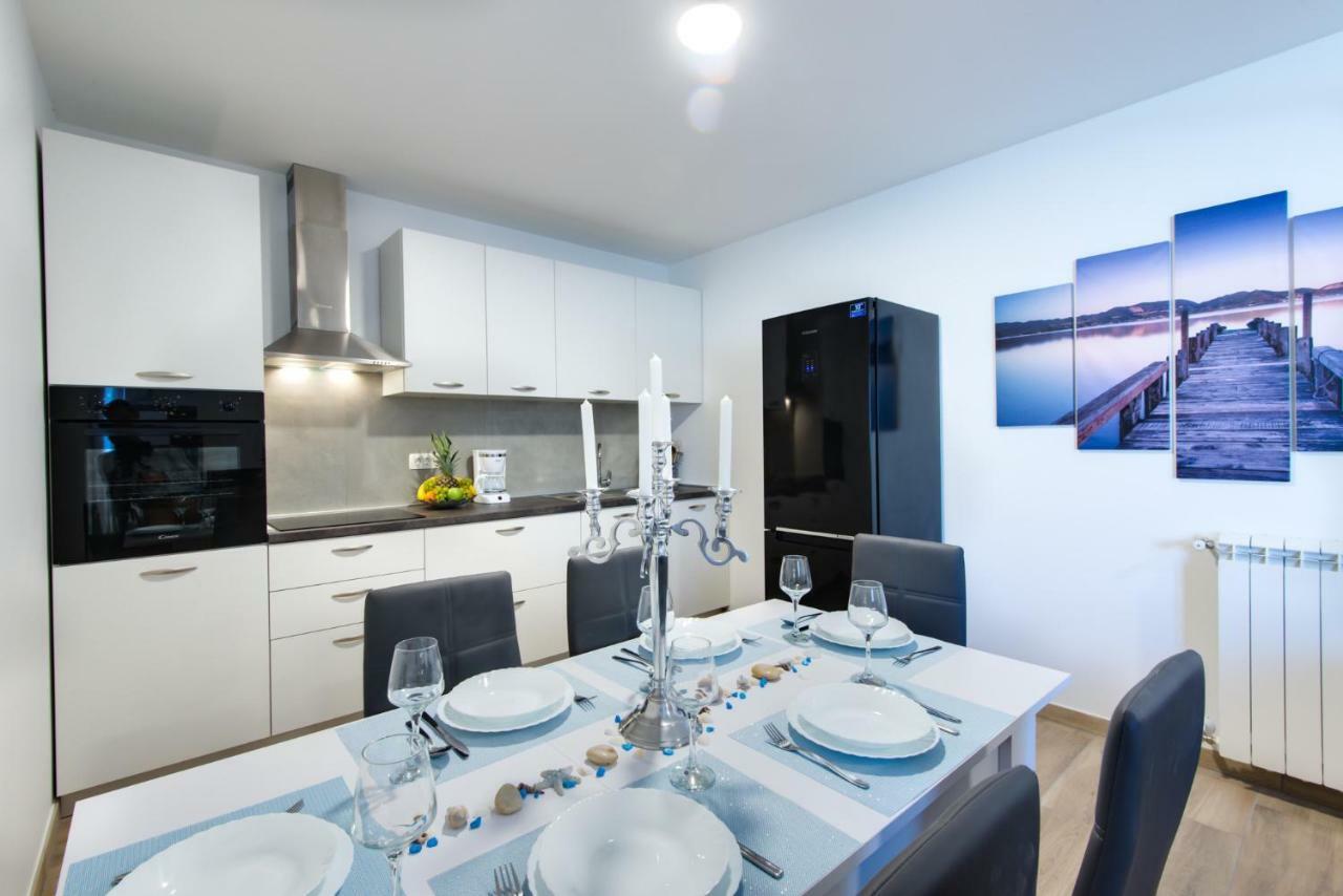 Apartman Tarnik'S Viskovo エクステリア 写真