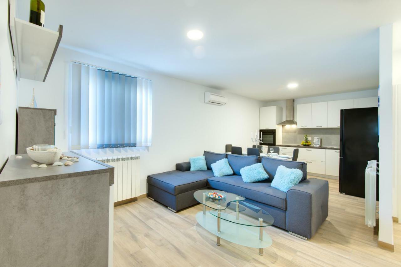 Apartman Tarnik'S Viskovo エクステリア 写真